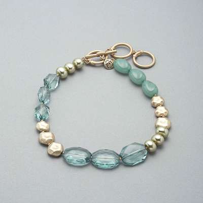 Collier vert et or